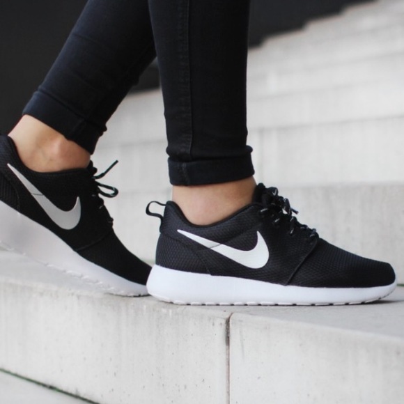 nike roshe one gs